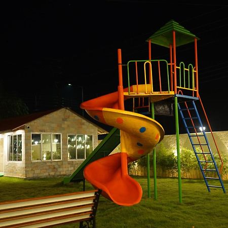 New Mouchak Hotel & Resorts Tajpur Luaran gambar