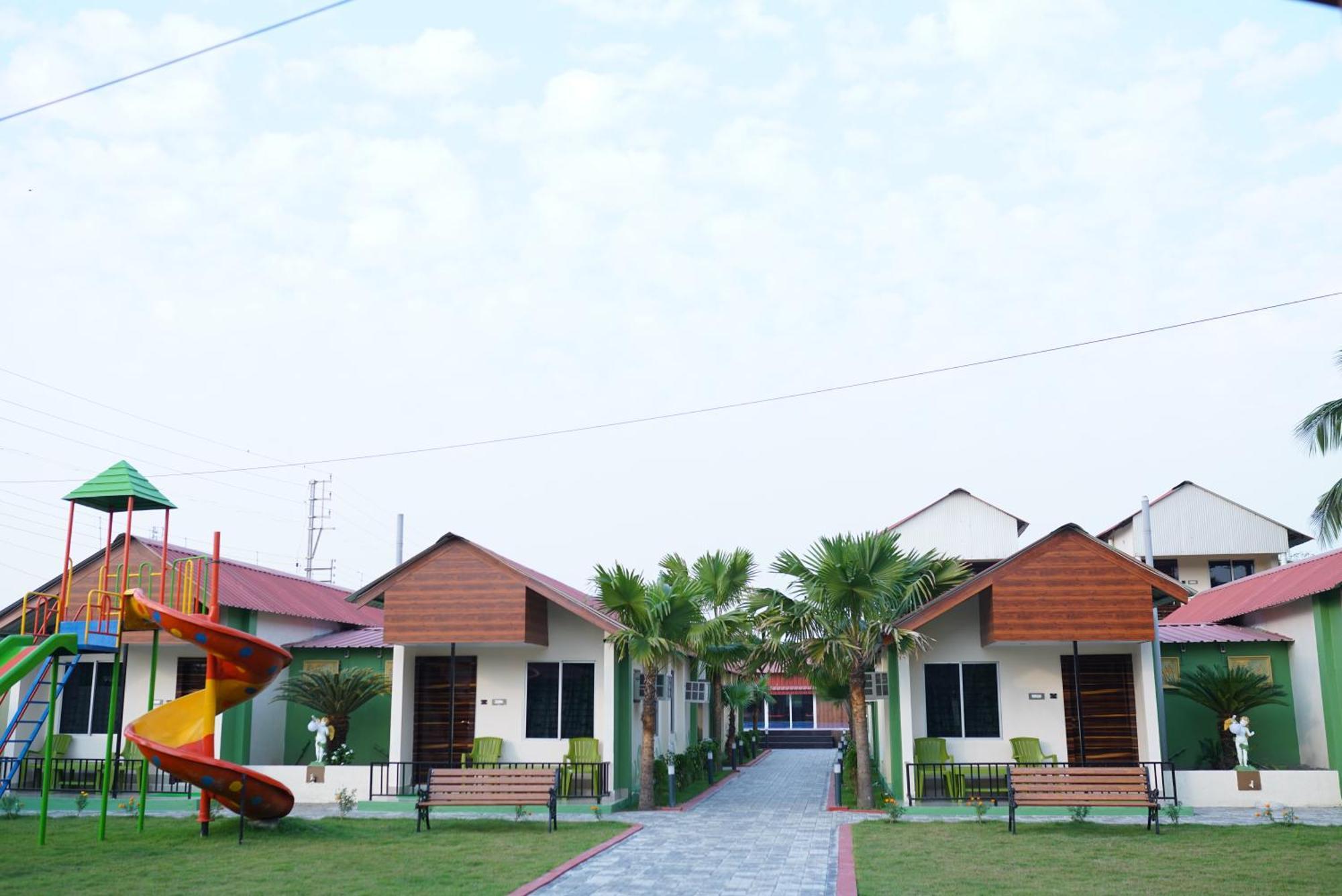 New Mouchak Hotel & Resorts Tajpur Luaran gambar